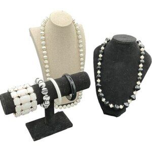 Vintage White & Black Necklace & Bracelet Jewelry Set